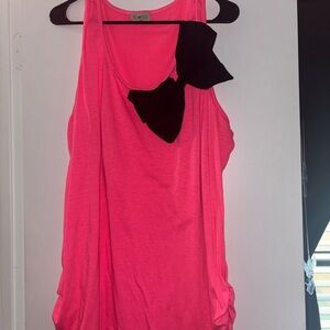 Free Kisses Vibrant Pink Tank with Black Accent